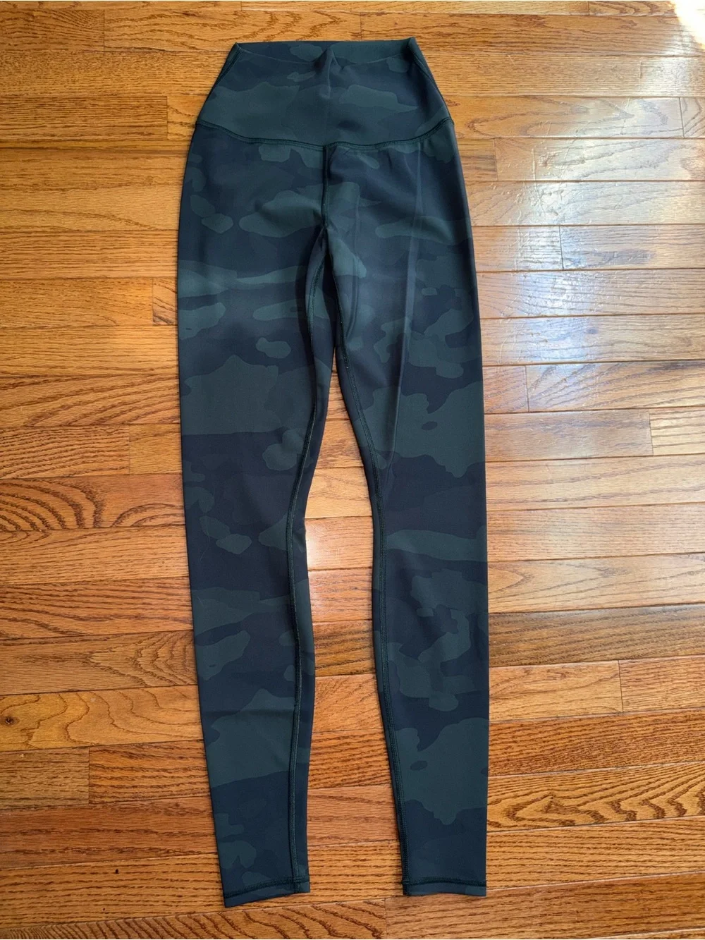 Alo Yoga $128 Vapor Camo High Rise Leggings XS EUC